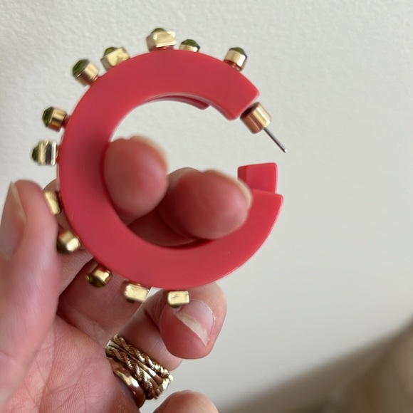 Smith & Co. earrings - Picture 3 of 4